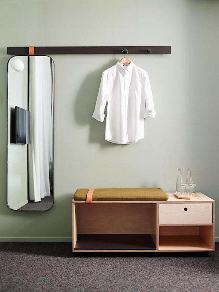 10 Favorites: Open Storage Ideas to Steal from Hotels