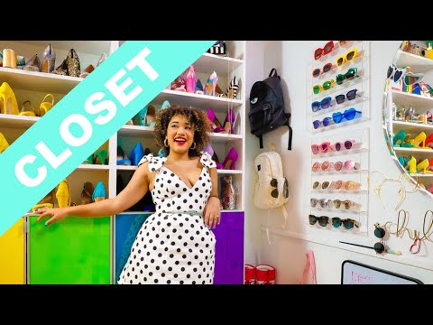 COLOR COORDINATED CLOSET - How to organize your closet by color - COLOR ME COURTNEY CUSTOM CLOSET