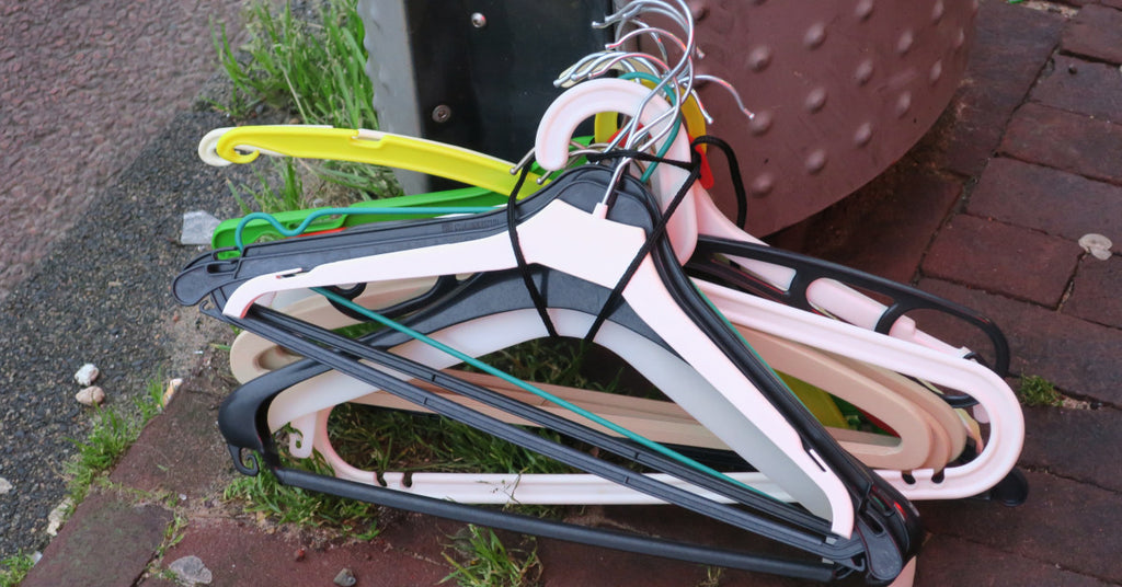 You Don't Need To Throw Used Hangers In The Trash