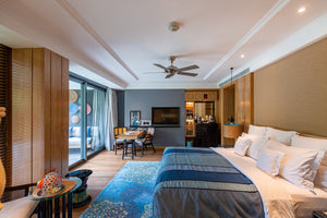Hotel Review: Hotel Indigo Bali Seminyak Beach (Perada Suite) – Luxurious Hotel and Walking Distance to Seminyak Restaurants
