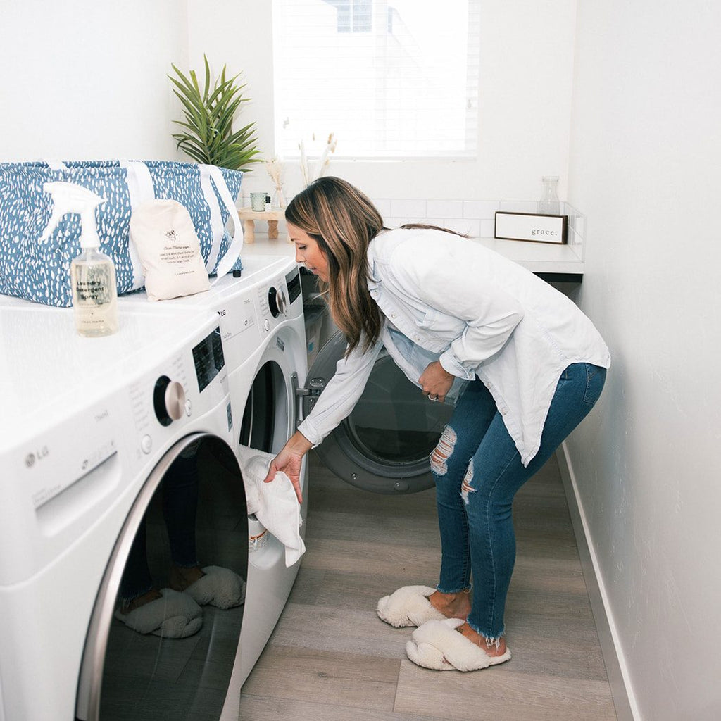 Favorites for a Simple & Organized Laundry Room