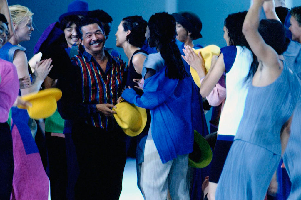 Issey Miyake, fashion pioneer and designer of Steve Jobs’ turtlenecks, dies at 84